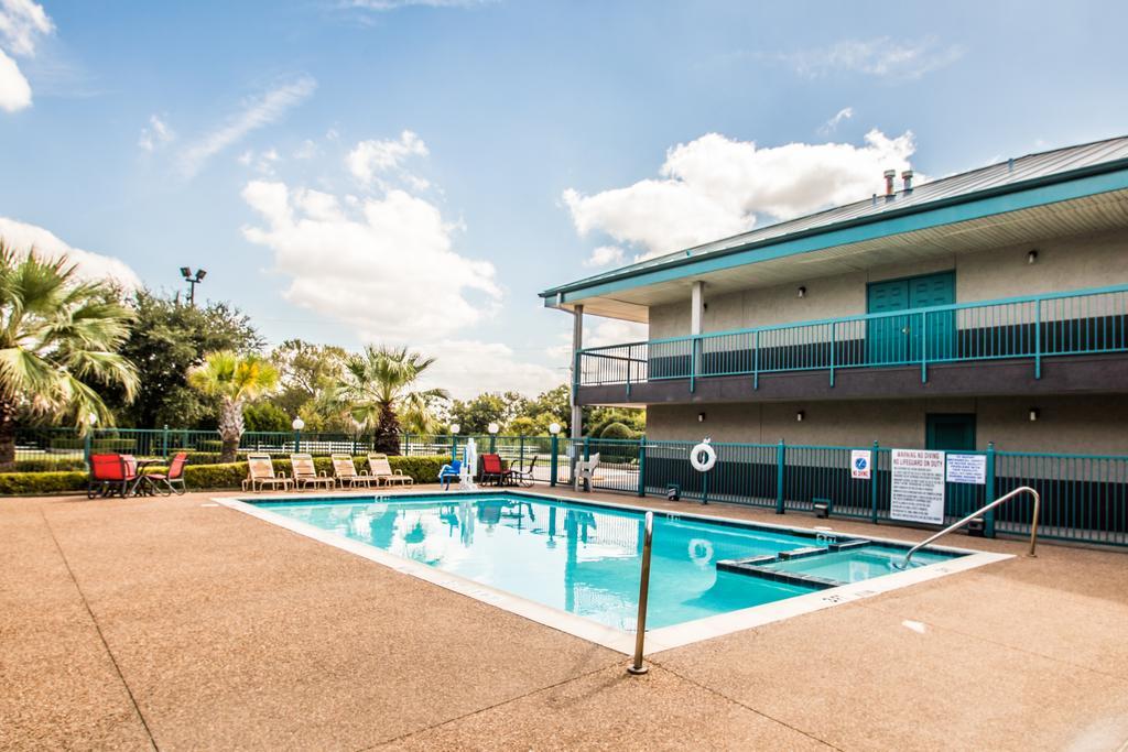 Americas Best Value Inn Форт Уорт Екстериор снимка