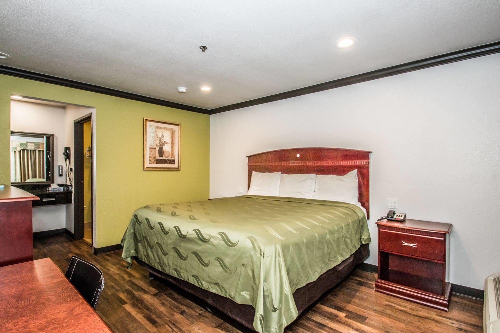 Americas Best Value Inn Форт Уорт Екстериор снимка