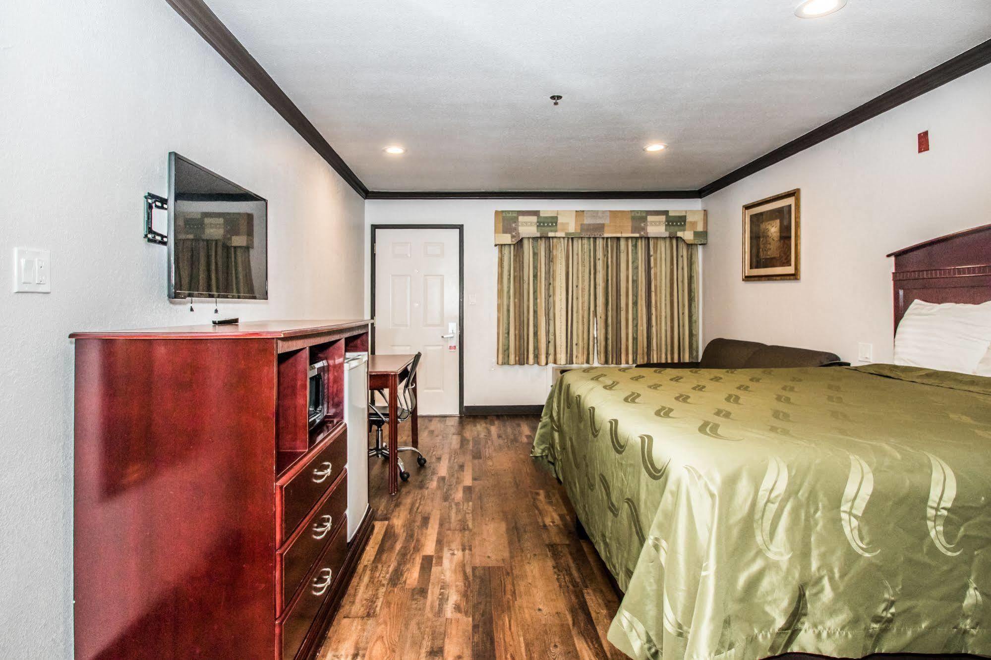 Americas Best Value Inn Форт Уорт Екстериор снимка