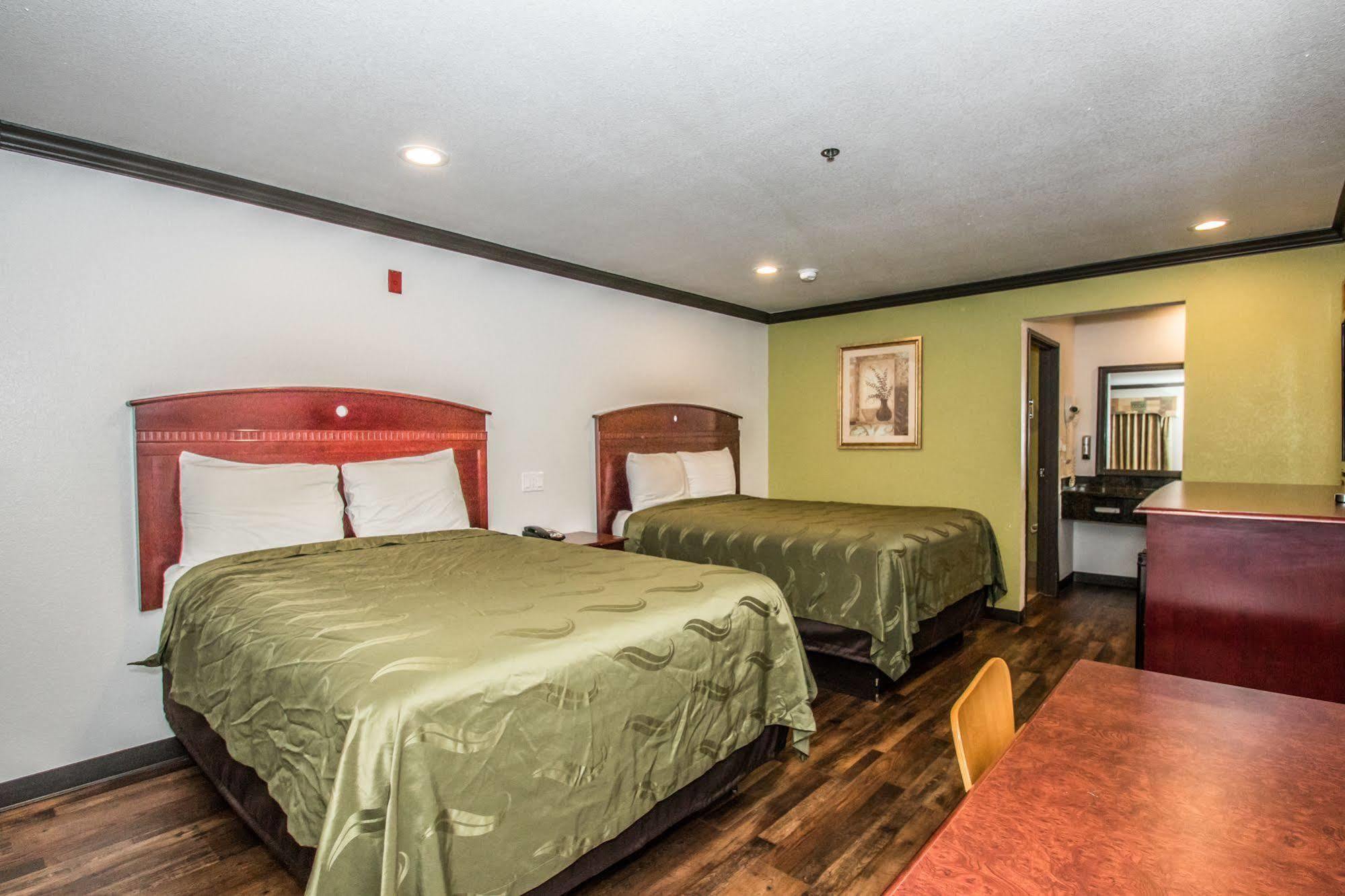 Americas Best Value Inn Форт Уорт Екстериор снимка
